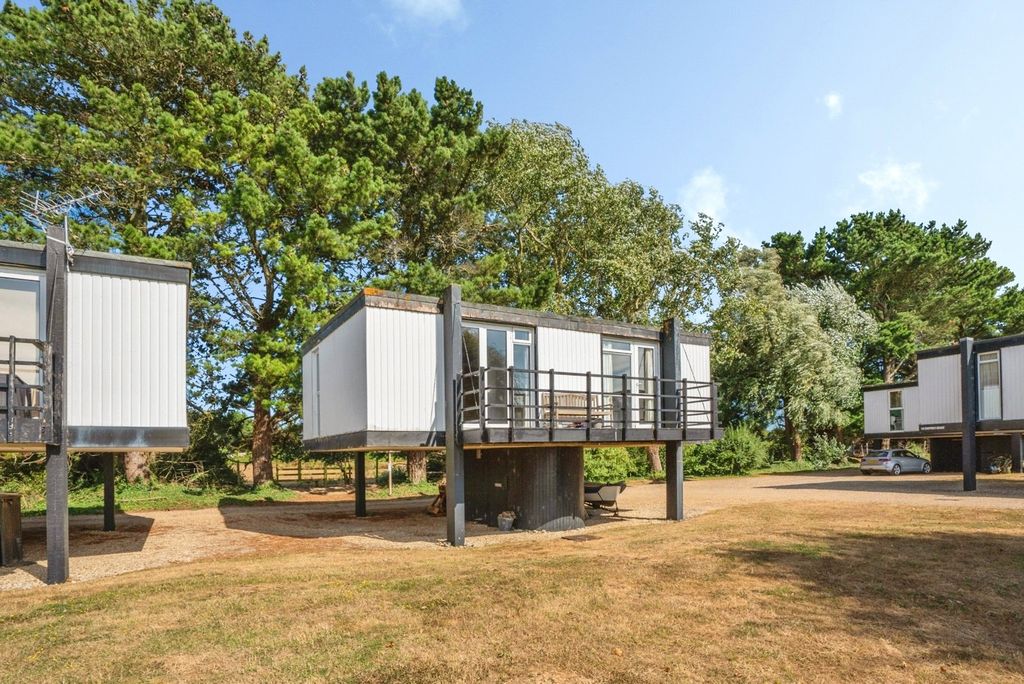 Property photo 1 of 14 Pbox-Img.Jpg