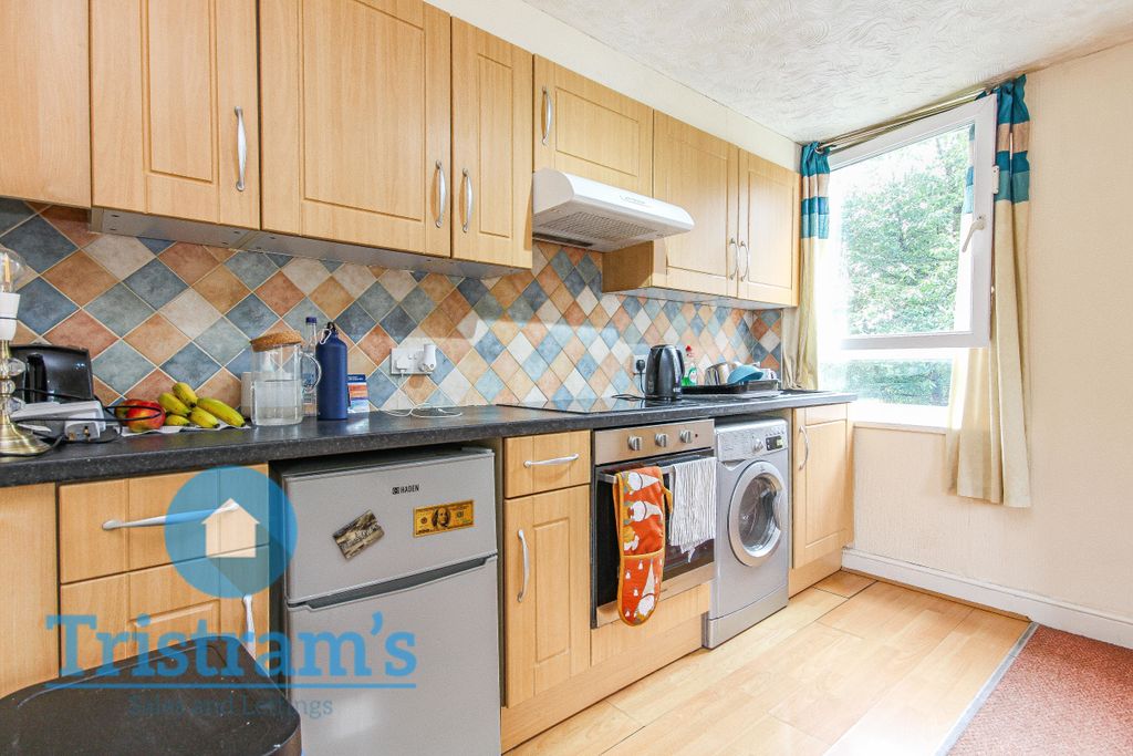 Property photo 2 of 10 Img_1150