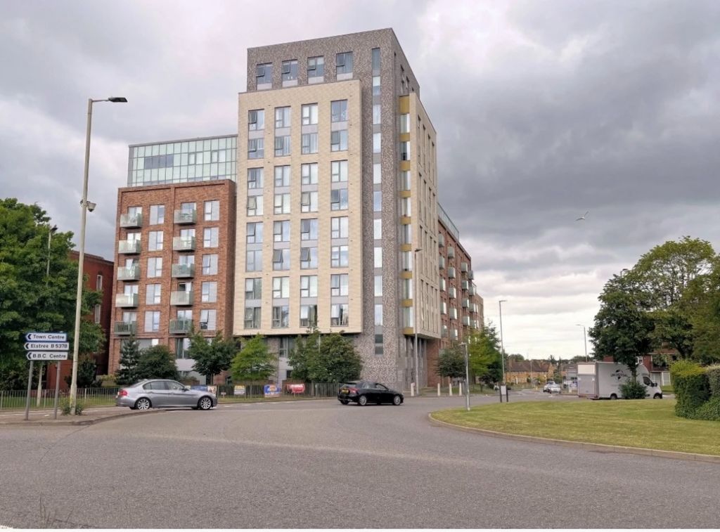 Property photo 2 of 7 Photo 2