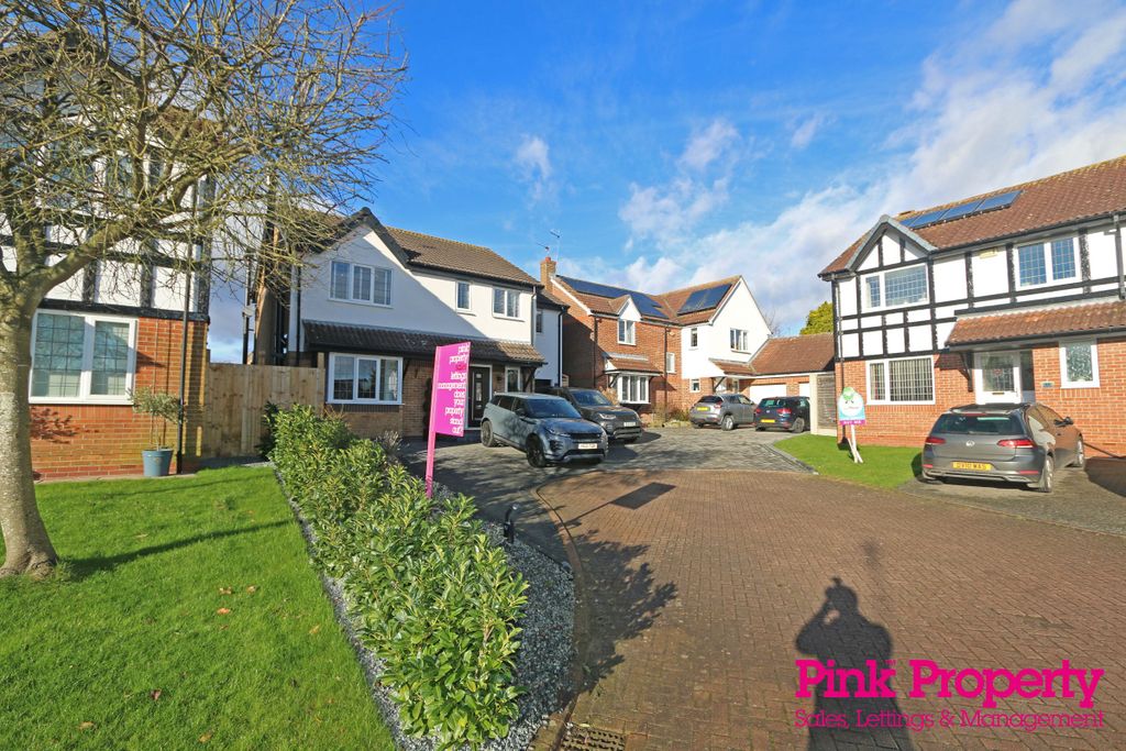 Property photo 1 of 26