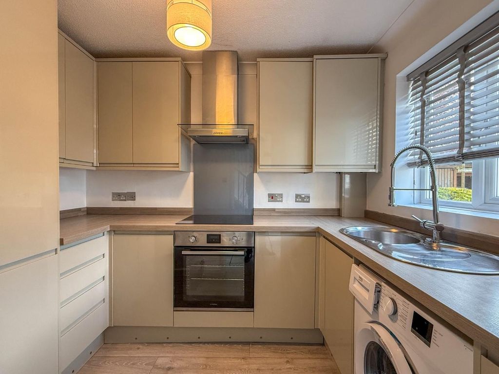 Property photo 3 of 9 20250404_102517911_0.0.Jpg