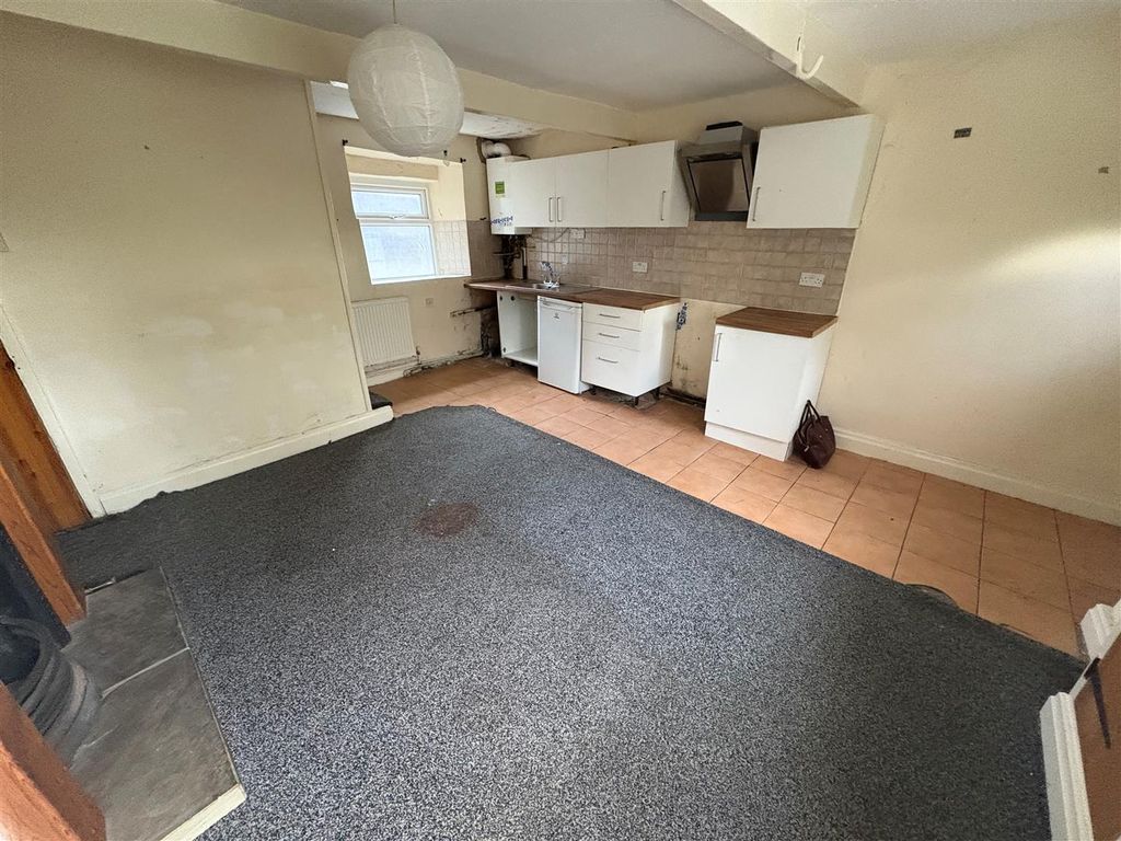 Property photo 2 of 6 2.Jpg