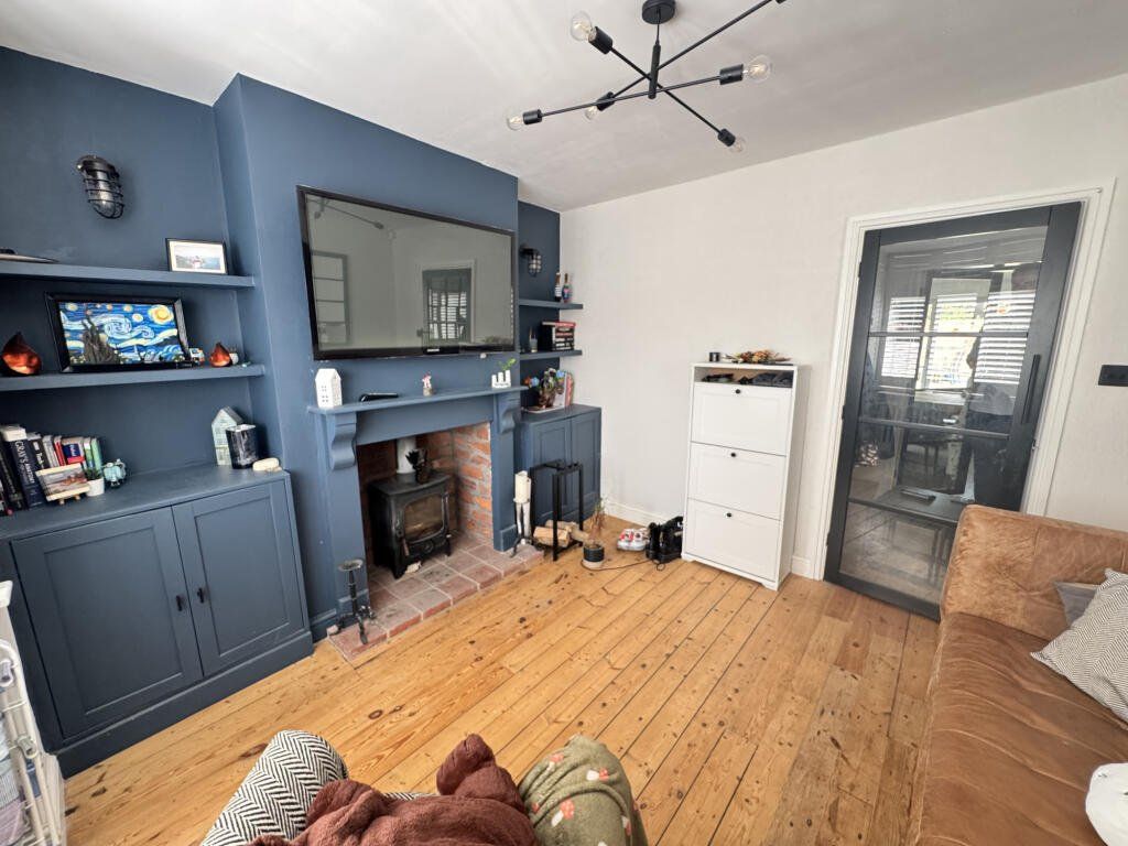 Property photo 3 of 15 Picture No. 01
