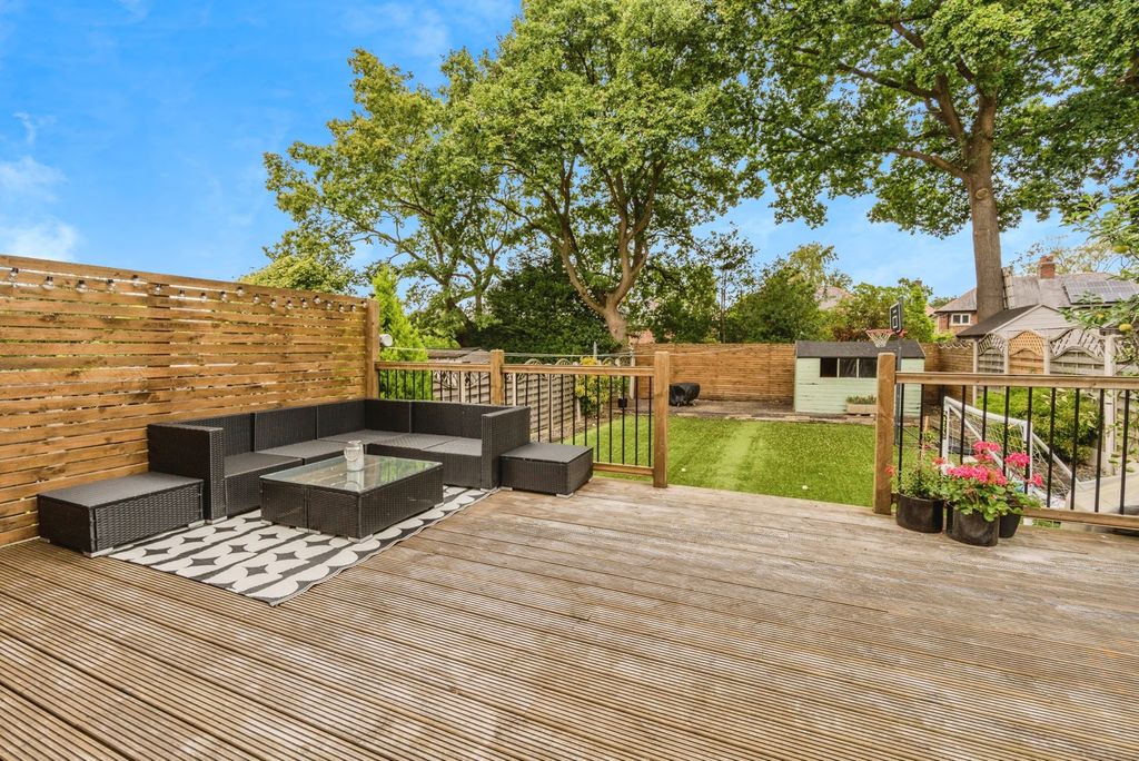 Property photo 2 of 15 Photo