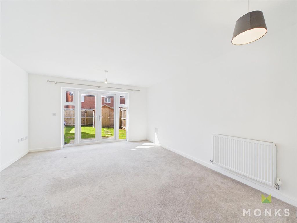 Property photo 2 of 14 Cam01520G0-Pr0372-Still009.Jpg