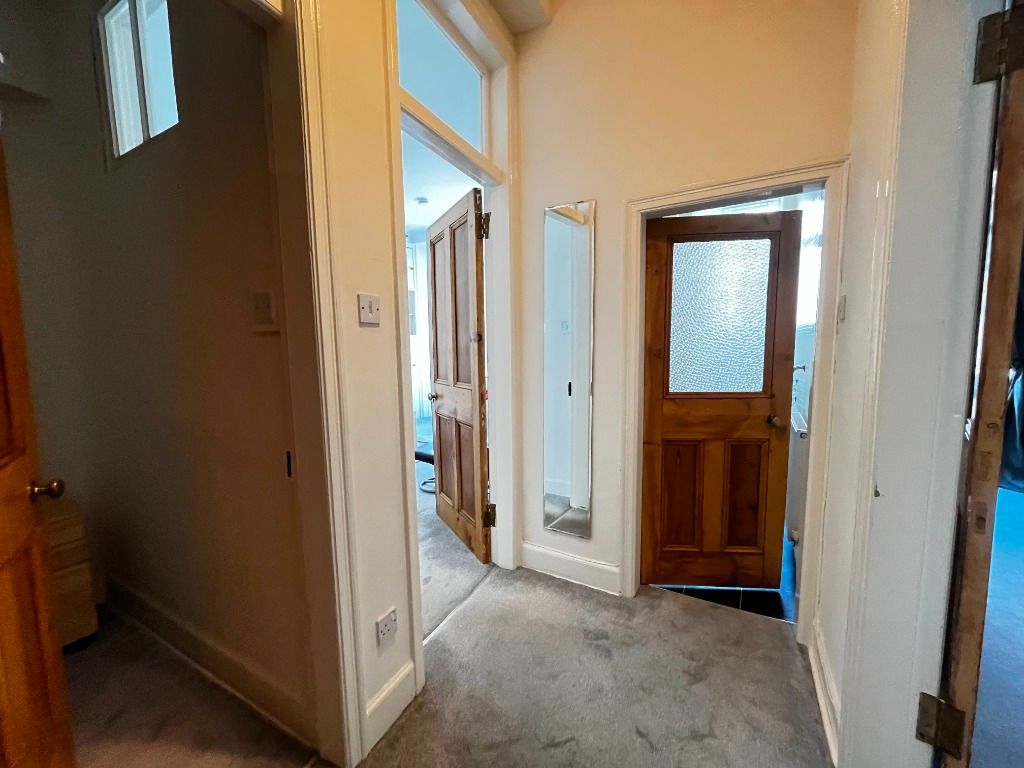 Property photo 2 of 11 Photo 2