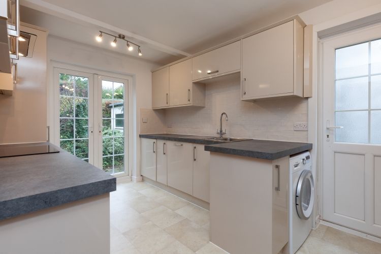 Property photo 2 of 9 267959