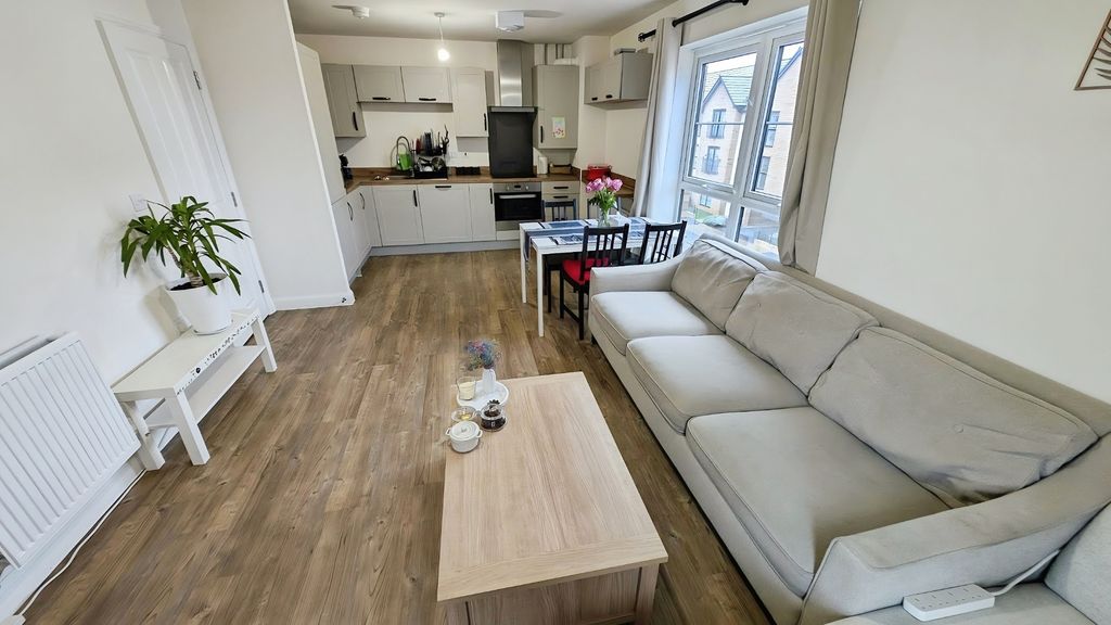 Property photo 2 of 10 Pbox-Img.Jpg