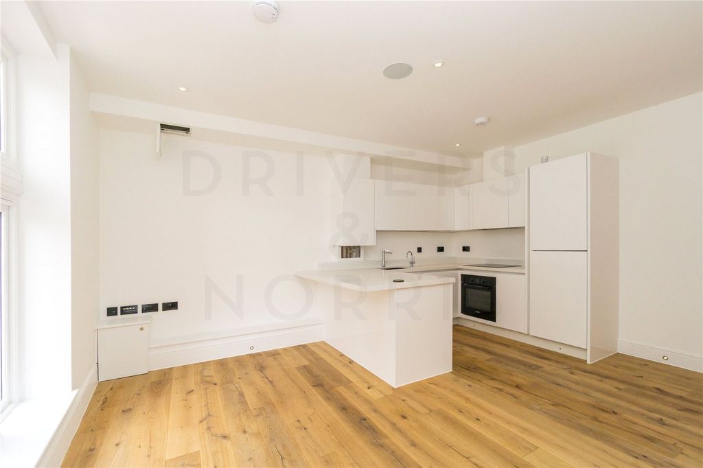 Property photo 2 of 6 Picture No. 04