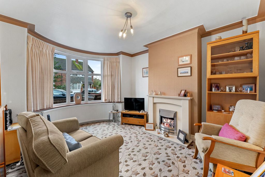 Property photo 3 of 20