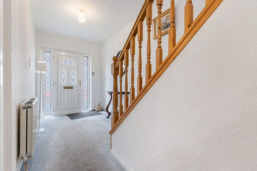 Property photo 3 of 23