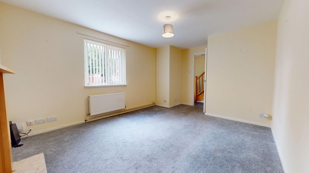 Property photo 3 of 23 3900027