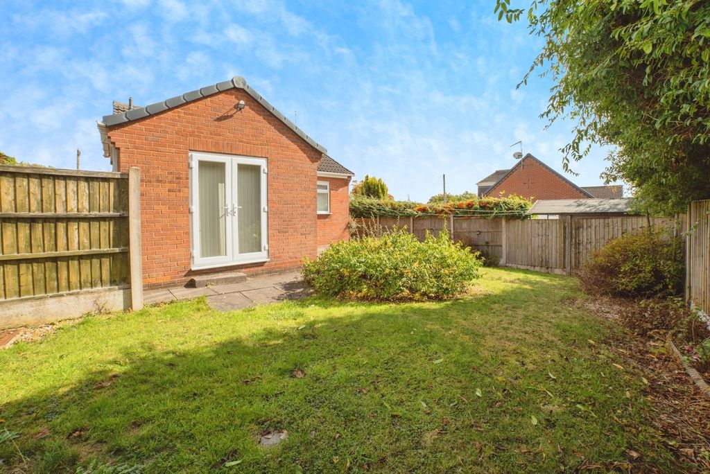 Property photo 3 of 17 Photo