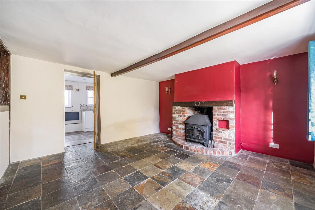 Property photo 3 of 24 1371997-4-68F754755B775.Jpg