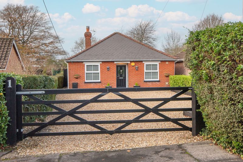 Property photo 1 of 16 External