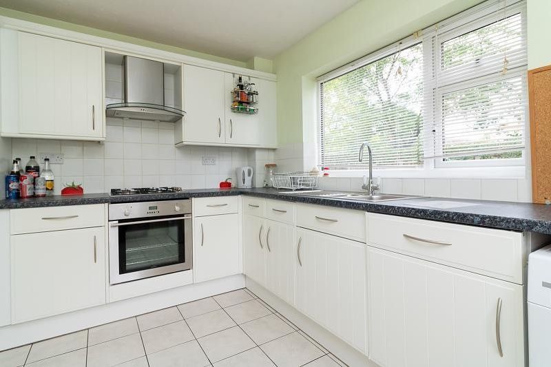 Property photo 2 of 10 5222447