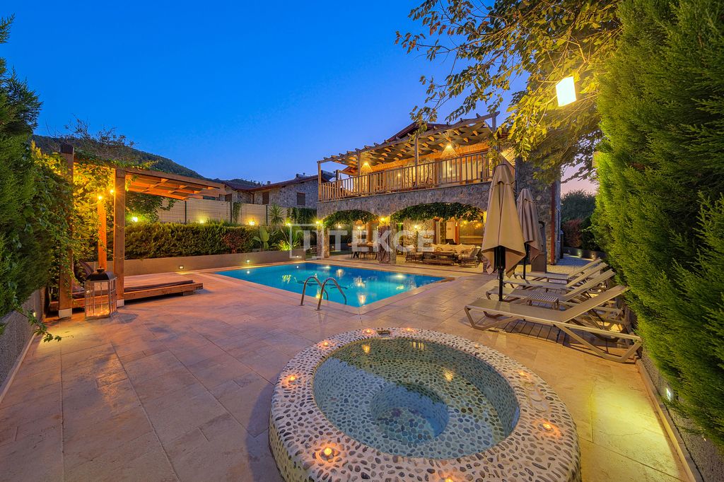 Property photo 1 of 34