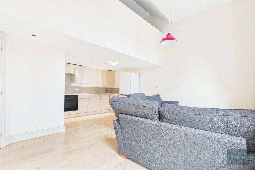 Property photo 2 of 10 Picture No. 11