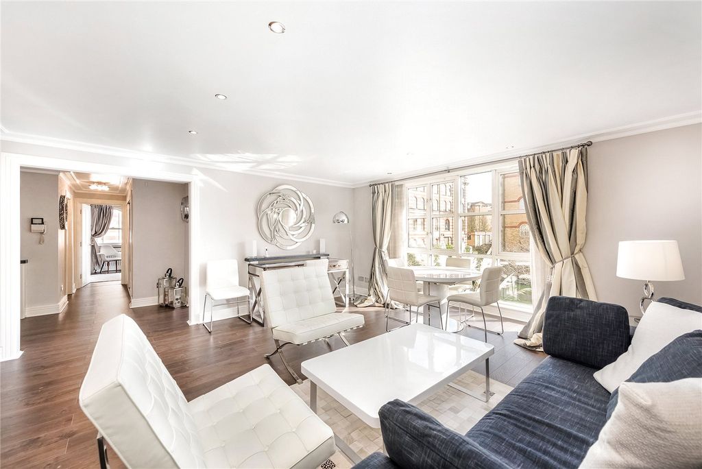 Property photo 1 of 11 Reception/Dining