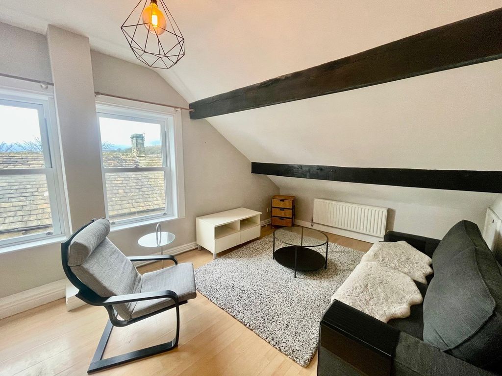 Property photo 3 of 16 Picture No. 04