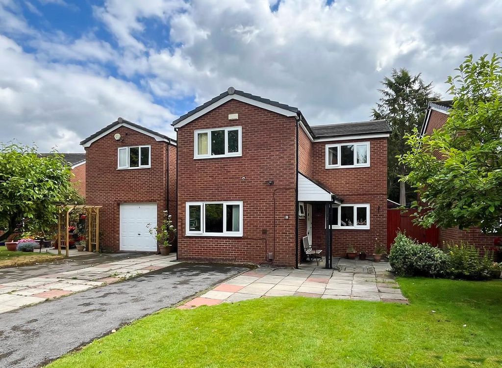 Property photo 1 of 33