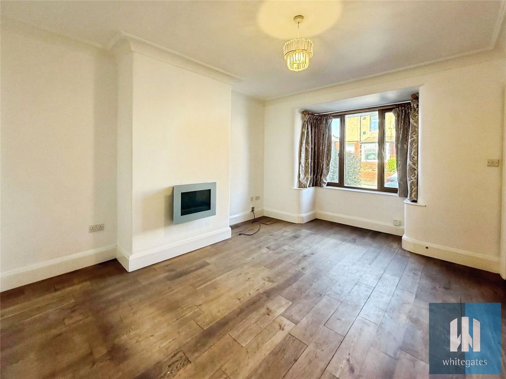 Property photo 2 of 9 Picture No. 10