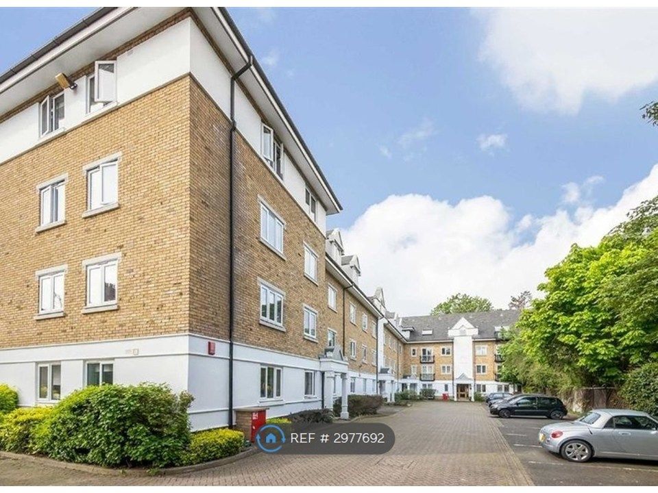 Property photo 1 of 10 Building