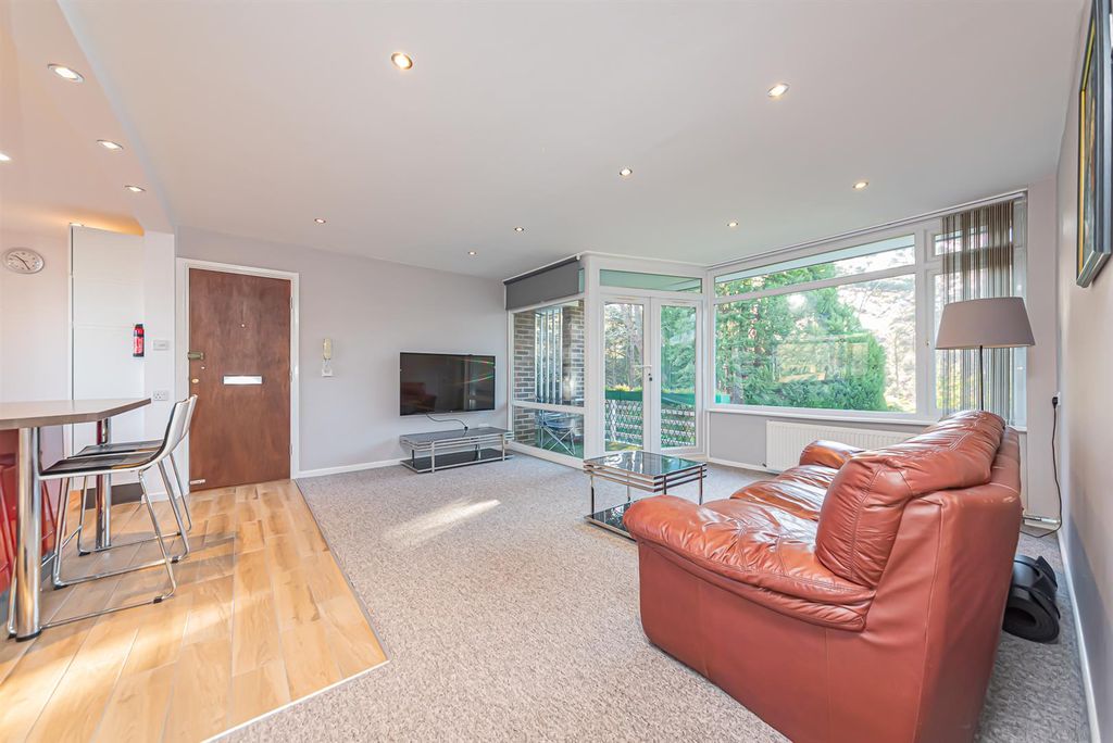 Property photo 3 of 23 6 Birch Court (13).Jpg