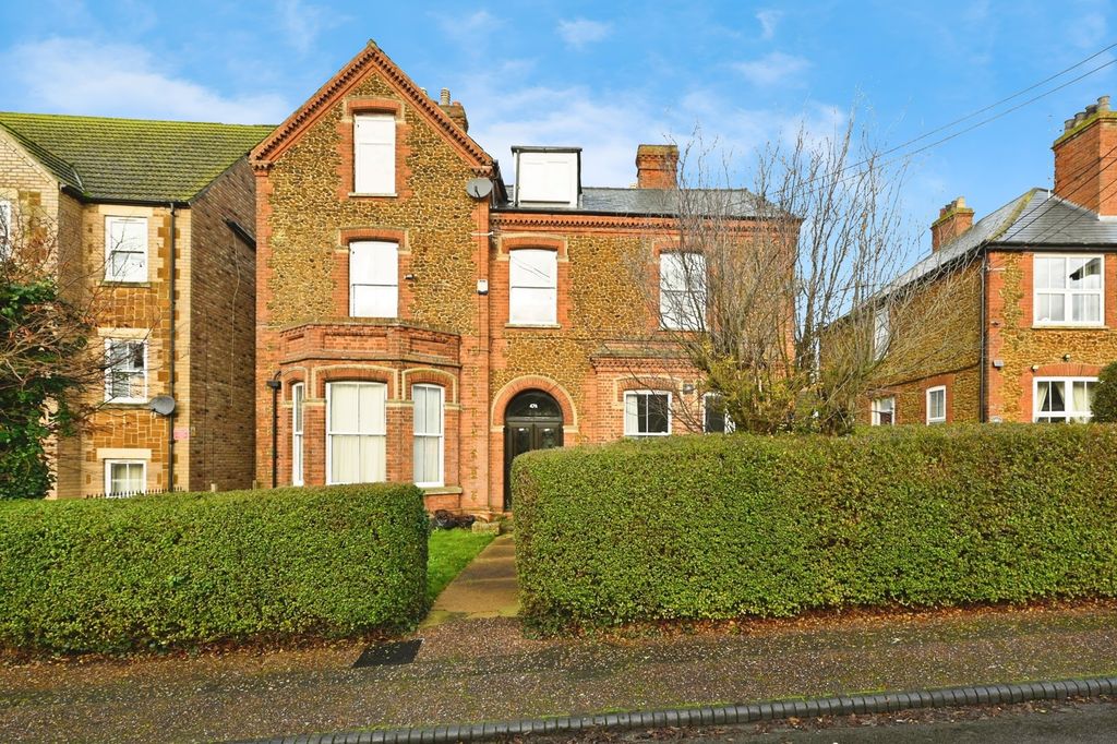 Property photo 1 of 18 Pbox-Img.Jpg