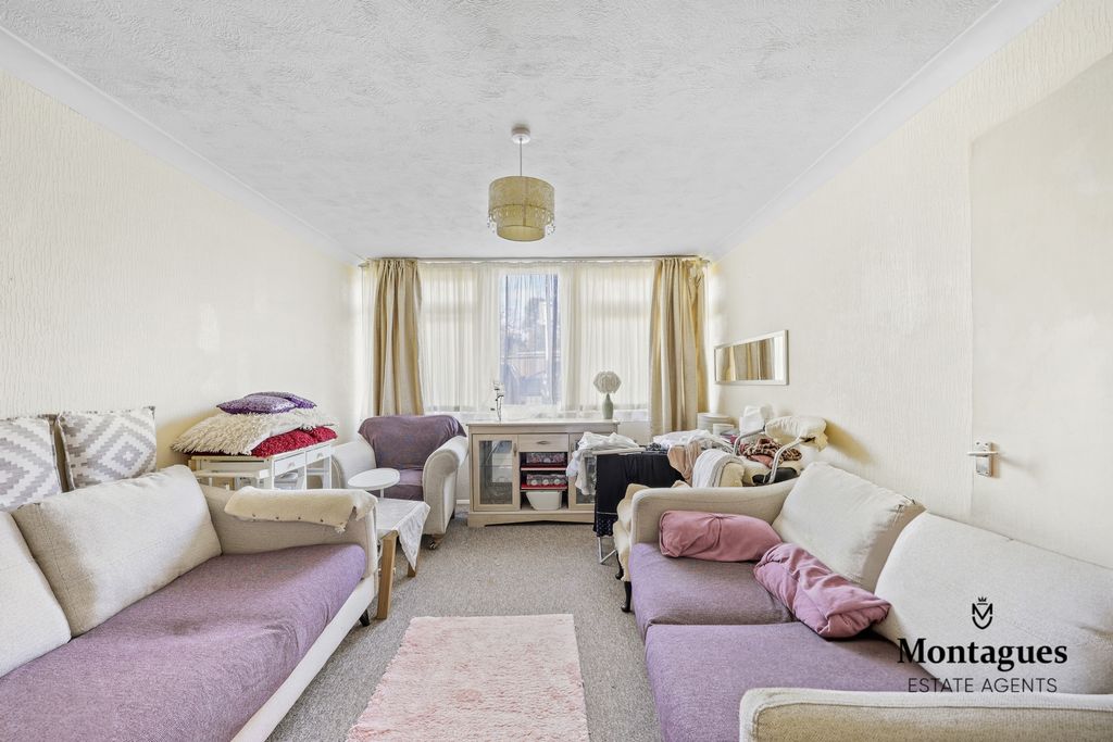 Property photo 2 of 12 Photo 11