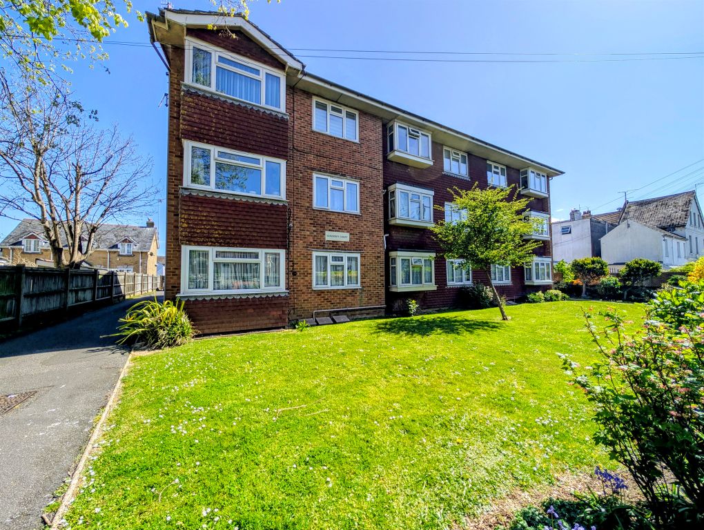 Property photo 1 of 12