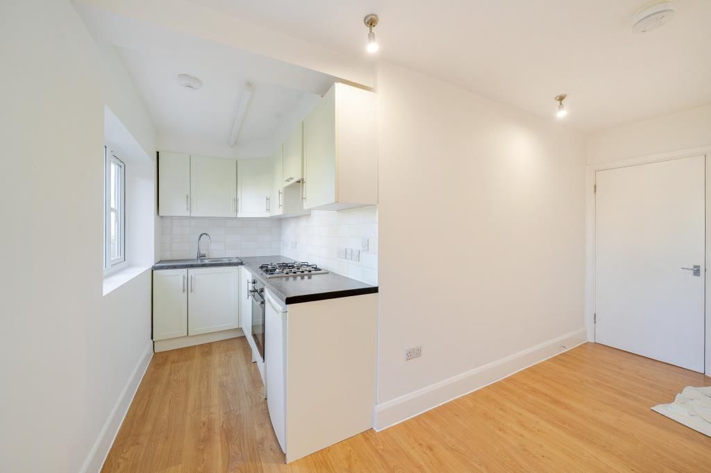 Property photo 2 of 20 Kitchen