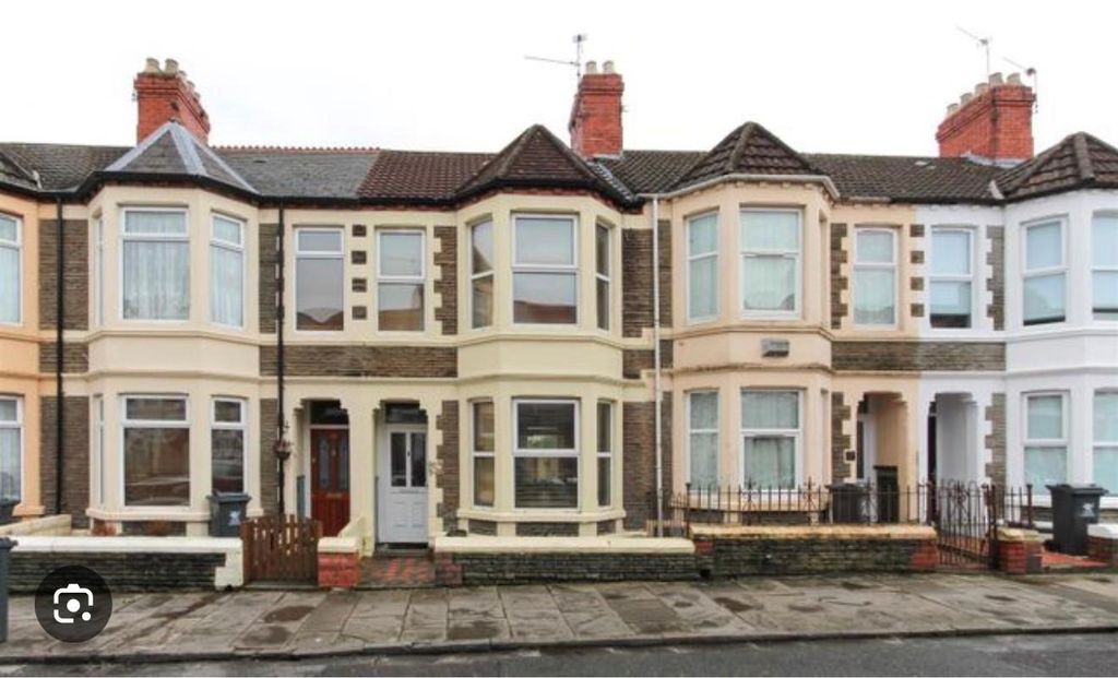 Property photo 1 of 18 Front.Jpg