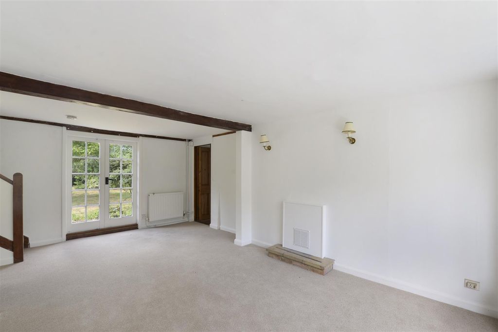 Property photo 3 of 18 Fairvale05.Jpg