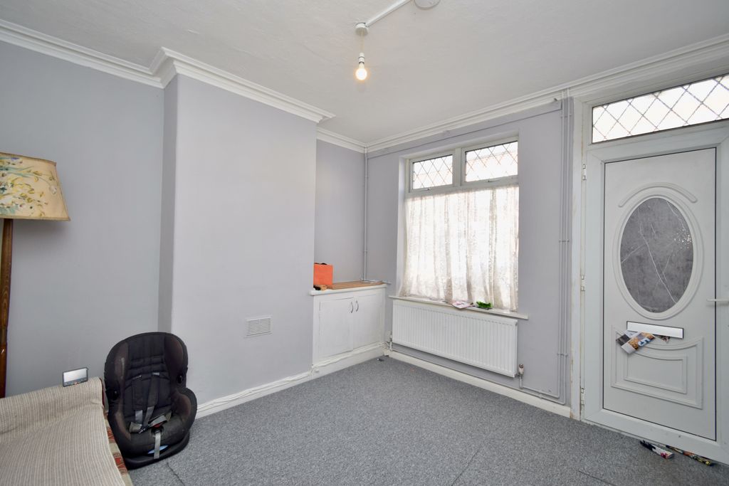 Property photo 3 of 13 Gallery