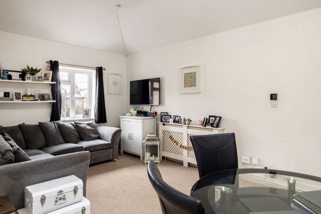 Property photo 3 of 7