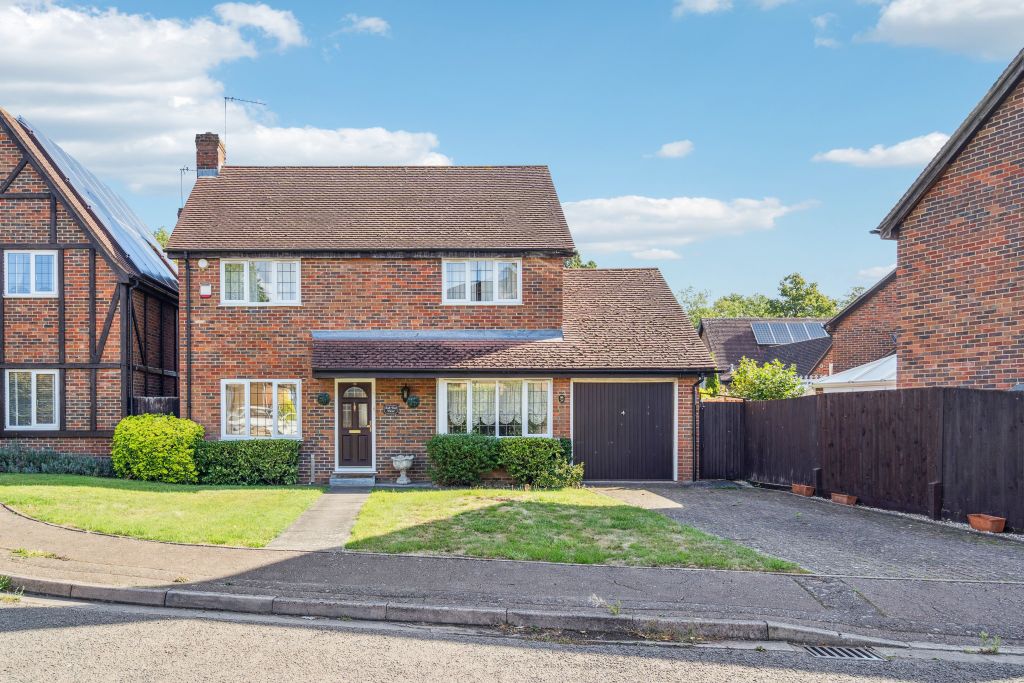 Property photo 1 of 12