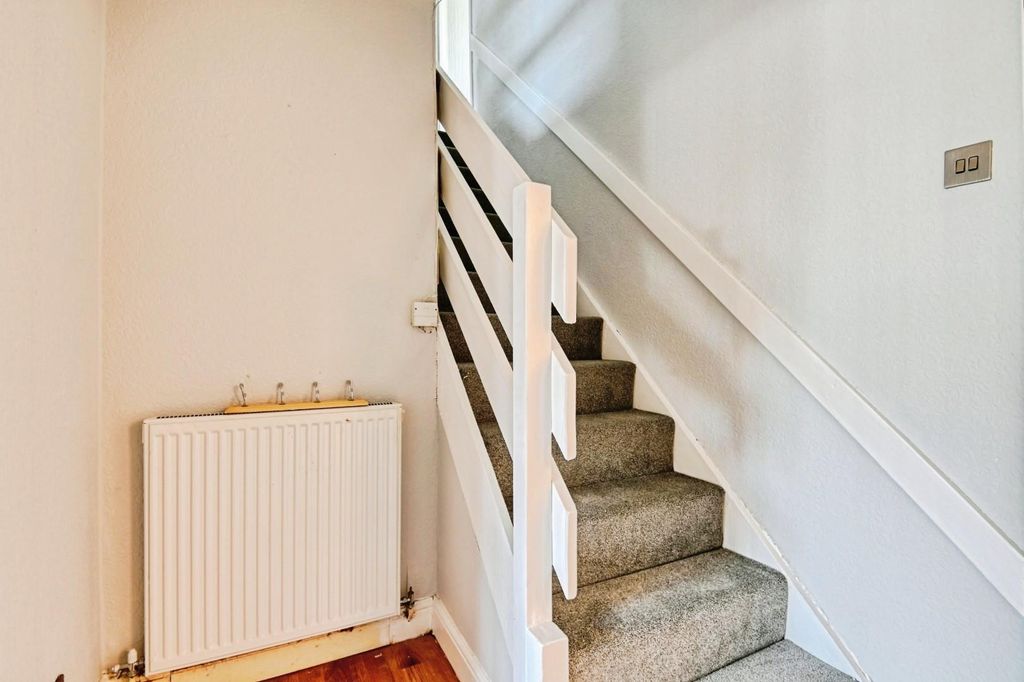 Property photo 3 of 21 4Rothay5.Jpg