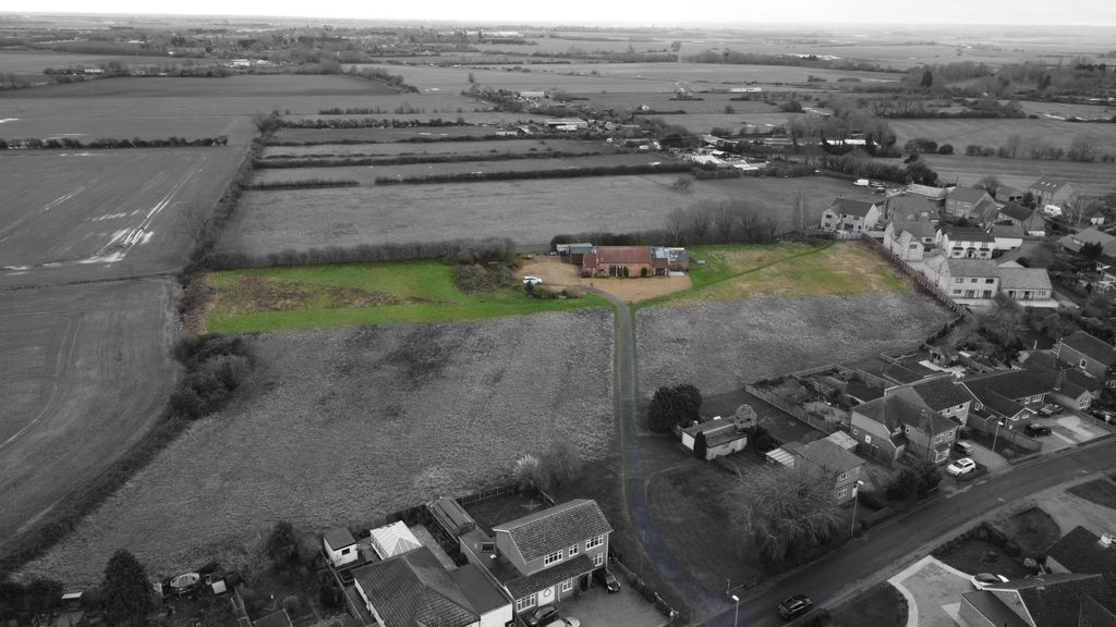 Property photo 1 of 35