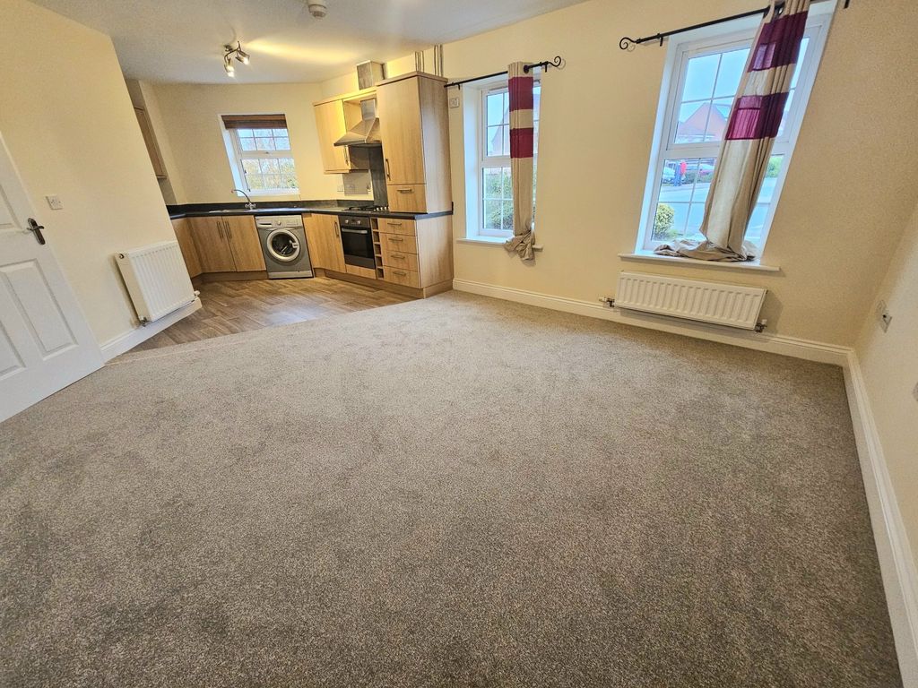 Property photo 2 of 7 Picture No. 11