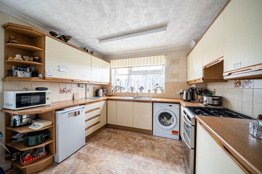 Property photo 3 of 22