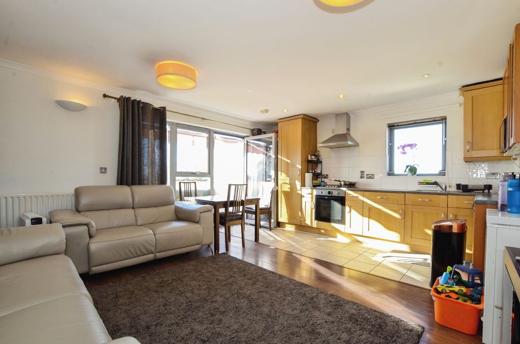 Property photo 1 of 19 Open Plan Living