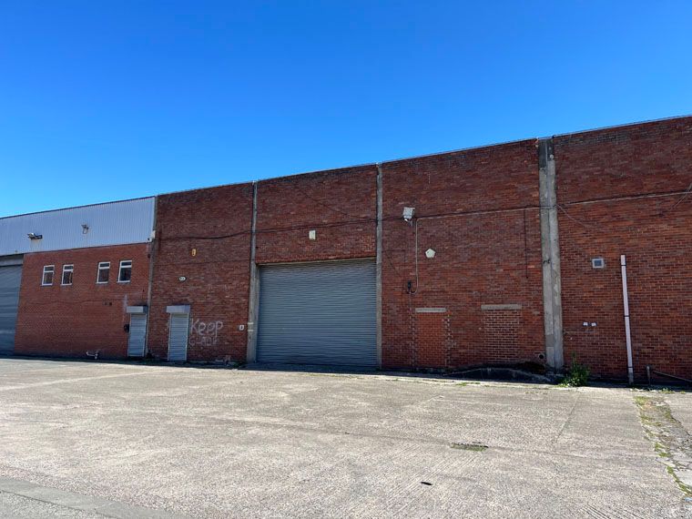 Property photo 1 of 3