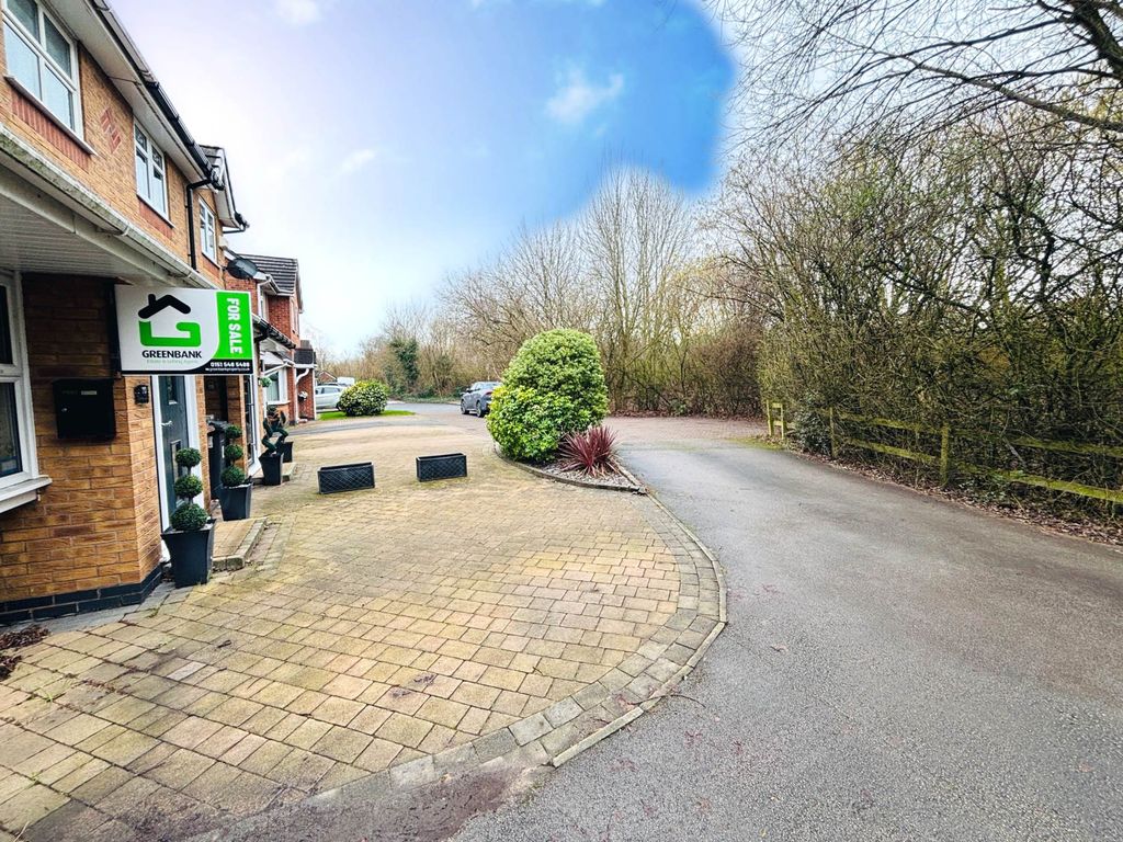 Property photo 2 of 29