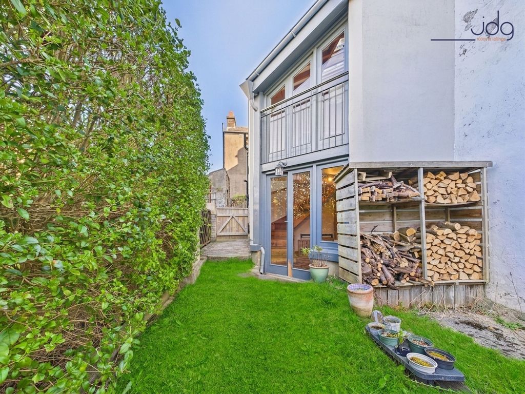 Property photo 2 of 17 The Rear Extension