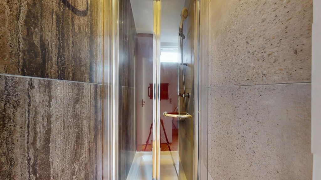 Property photo 2 of 8 67Fe6E8850A7Ac3Edc4E0945_7cc76Fba3Ddb7Aed805184048