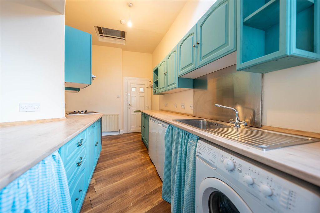 Additional image 10 of 2 bed flat for saleAtholl Street, Perth PH1