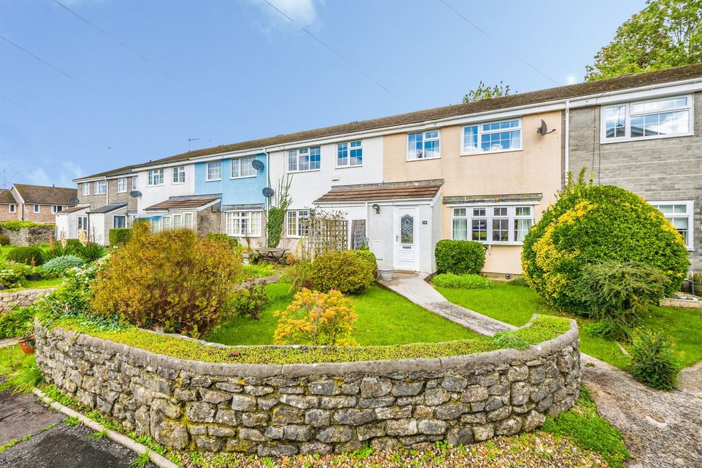 Property photo 1 of 15