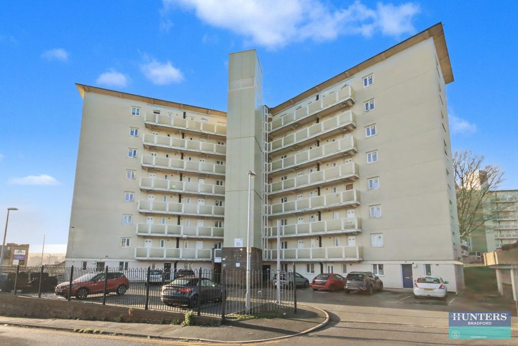 Property photo 1 of 28 Front (Exterior)