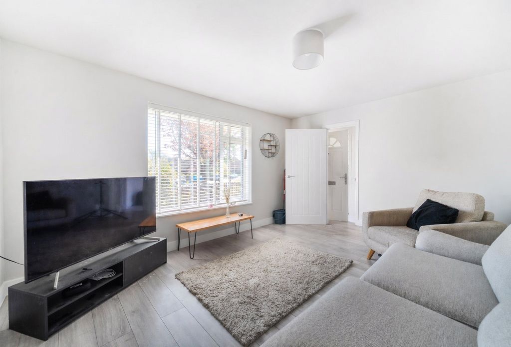 Property photo 3 of 13 Picture No. 26